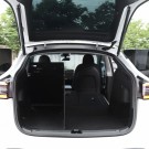 Hundebur Tesla Model Y thumbnail